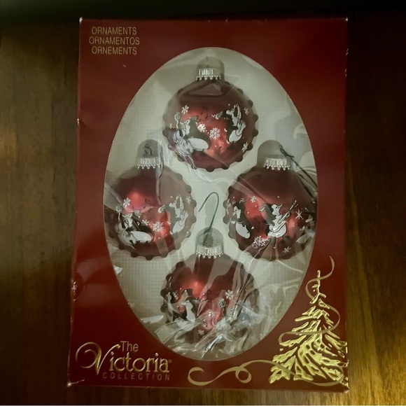 4 Vintage red Glass Christmas Ornament
Balls with Penguins playing instruments - Picture 8 of 8